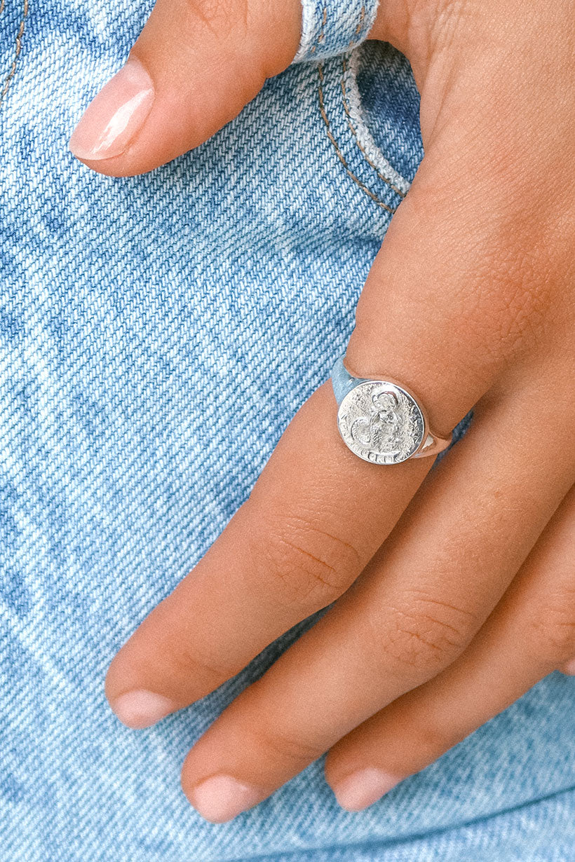 Capricorn Stargazer Zodiac Ring