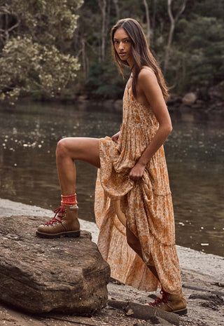 sunwashed-strappy-midi-dress